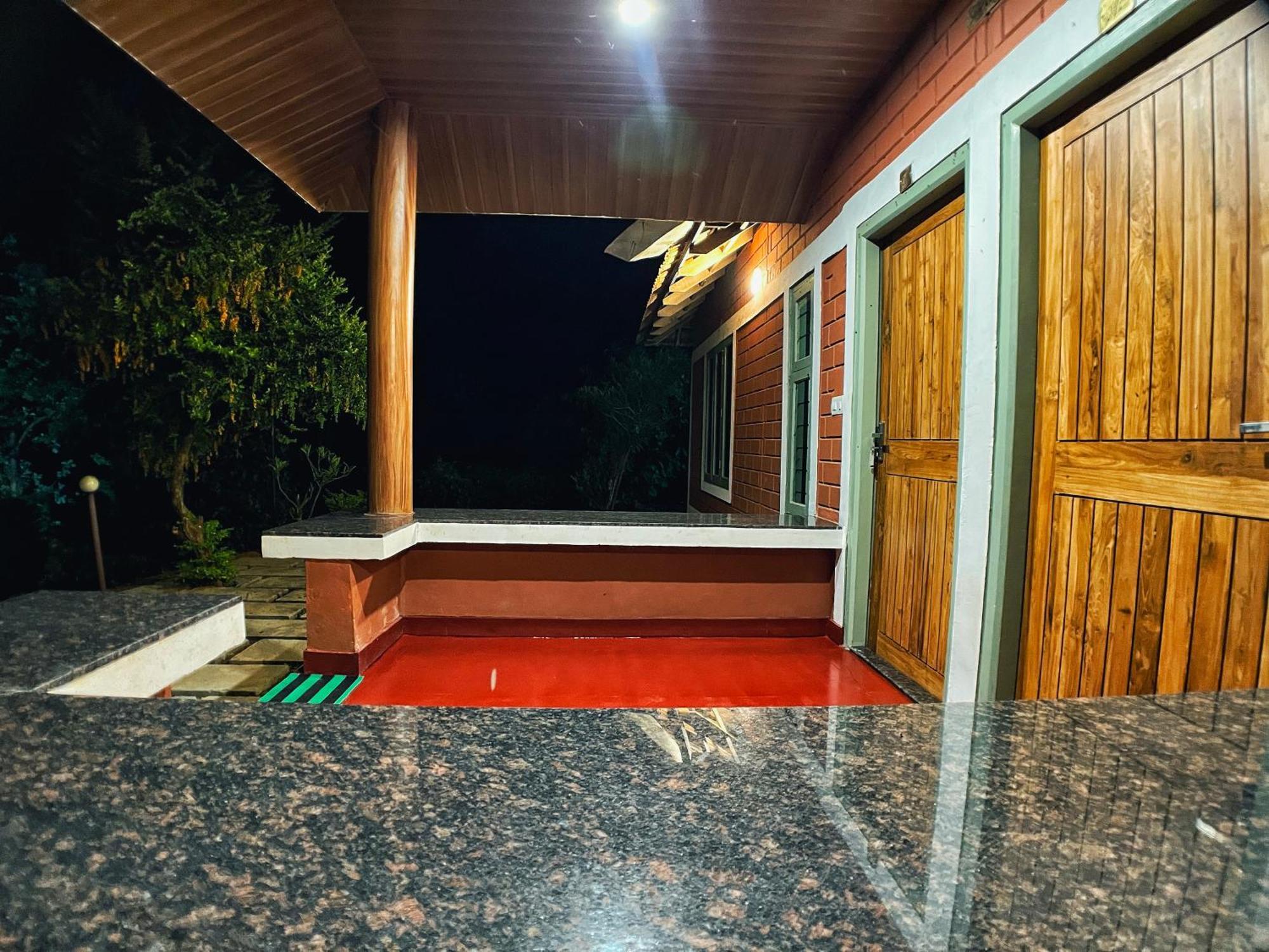 Mahout Resort Wayanad - An Experiential Jungle Stay With Waterfall Kalpetta Exterior foto