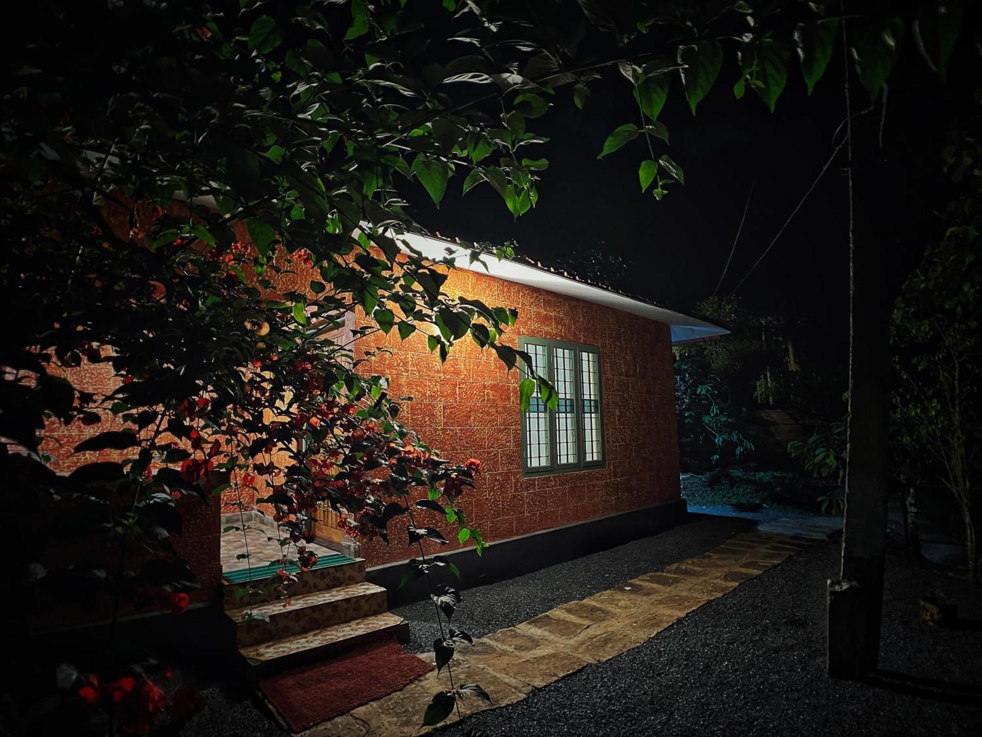 Mahout Resort Wayanad - An Experiential Jungle Stay With Waterfall Kalpetta Exterior foto